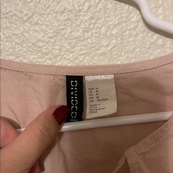 H&M pink tie front peplum top - Picture 2 of 2